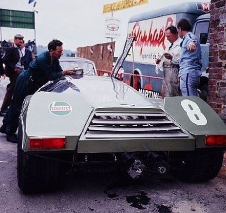 Edward Nelson i Jern Marsh – Marcos Mantis XP.
